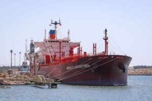 ميناء-دمياط-Trans2Day