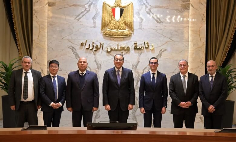 توقيع اتفاقية صناعة سيارات إم جي في مصر