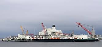 "Pioneering Spirit" السفينة