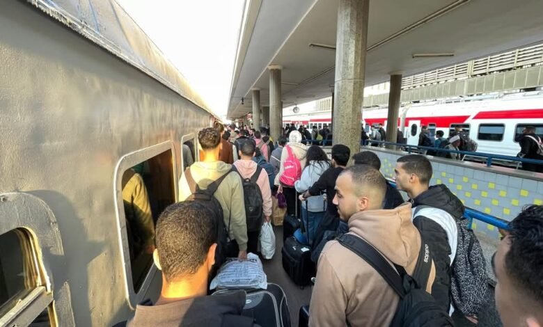 رحلات-قطار-الشباب