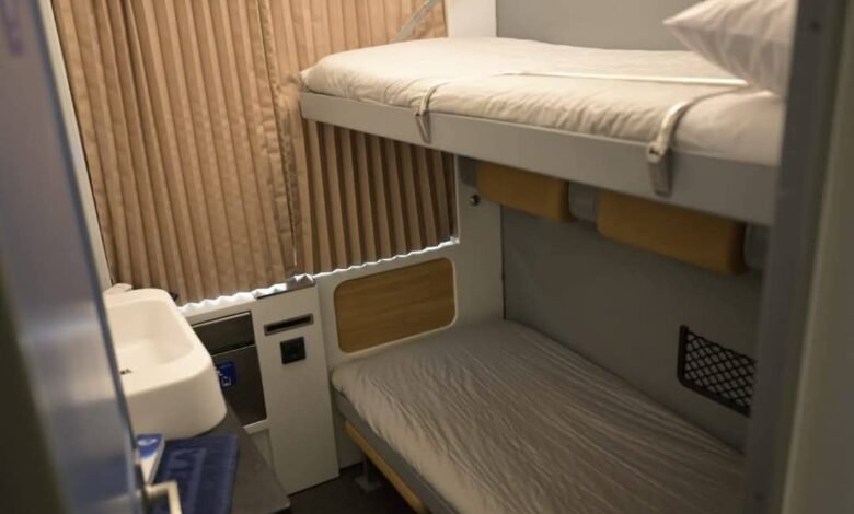 كبائن_قطار_نوم_Trans2Day