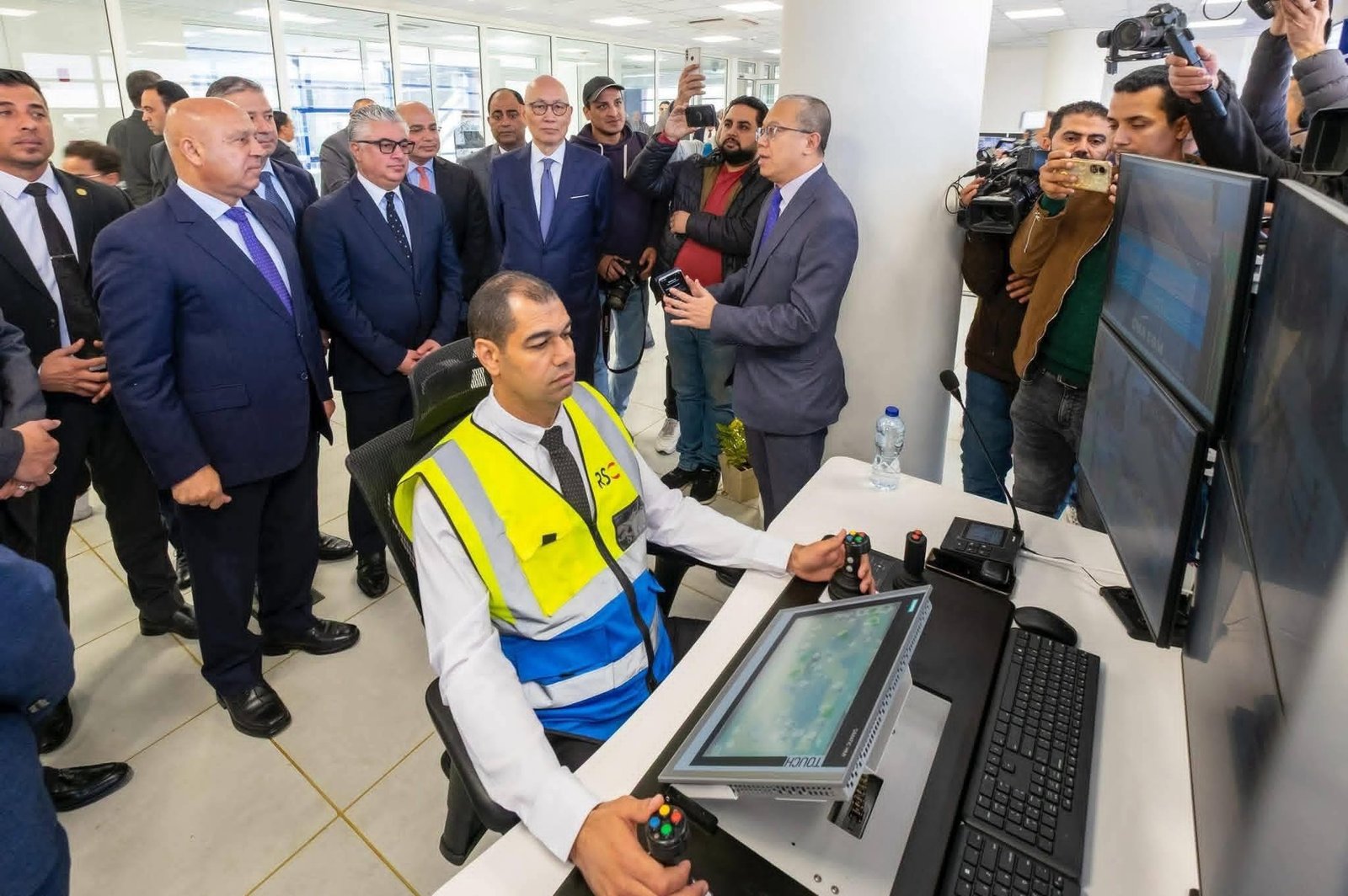 محطة حاويات البحر الاحمر 1 بالسخنة