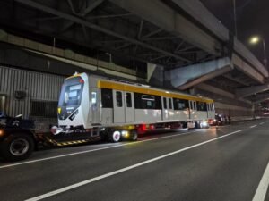 عربات الخط الرابع للمترو